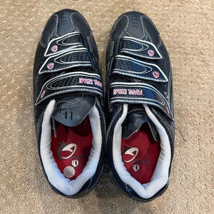 Pearl Izumi Cycling Shoes with Clips